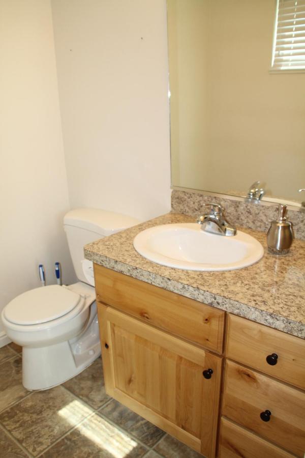 3 Queen Beds, 1 Twin Bed, 2 Rooms, 1 And A Half Bath, Self Check-In, Flexcation Equipped Idaho Falls Luaran gambar