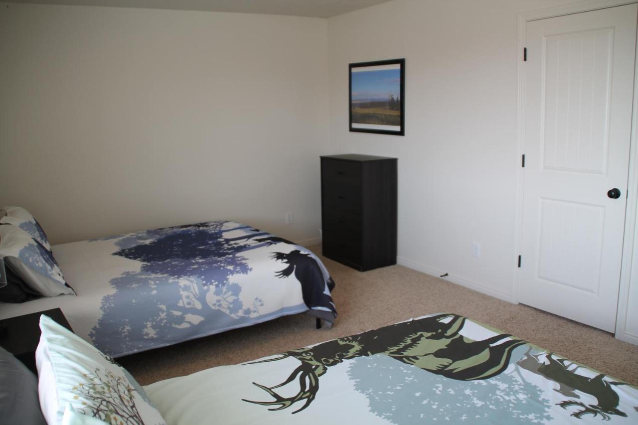 3 Queen Beds, 1 Twin Bed, 2 Rooms, 1 And A Half Bath, Self Check-In, Flexcation Equipped Idaho Falls Luaran gambar